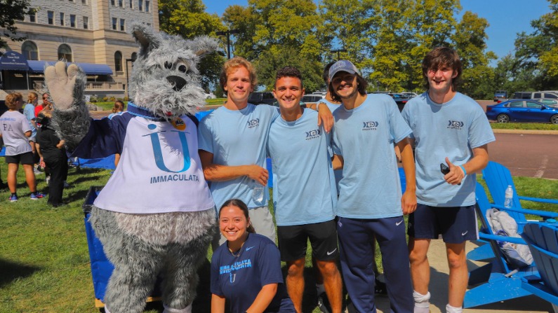 Students with mascot
